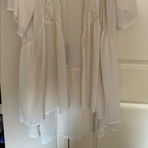 Flowy cream cardigan - Picture 2 of 4